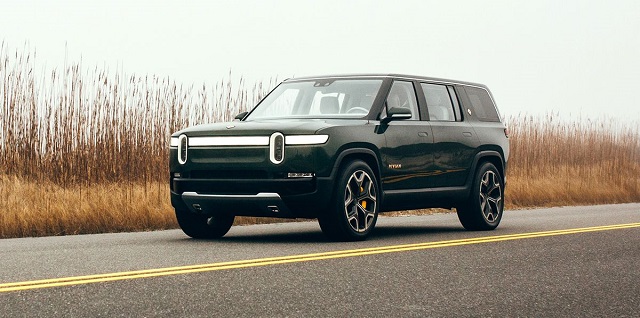 2021 Rivian R1S front